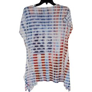 Live and Let Live Women 2X American Flag Rhinestone V-Neck Tunic Top 6320N-2730Q